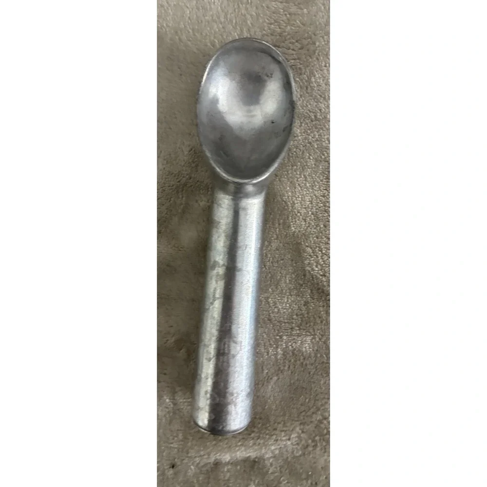 Vintage Ice Cream Scoop Aluminum 7 Inch Farmhouse Rustic Silver Blue Cap